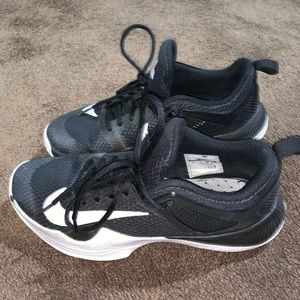 Nike volleyball sneakers